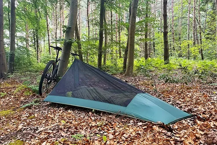 DD-Hammocs-Bikepacker-Mesh-Tent-05.webp