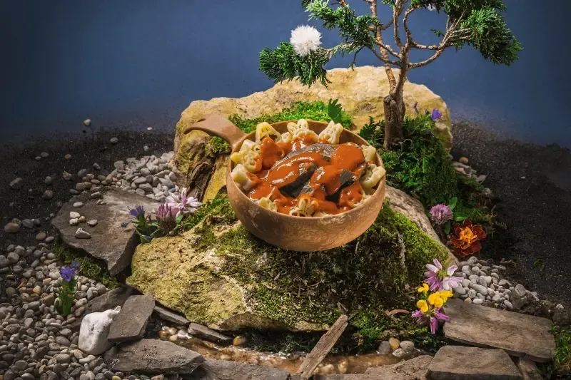 Adventure Menu KIDS Wołowina w sosie pomidorowym z makaronem