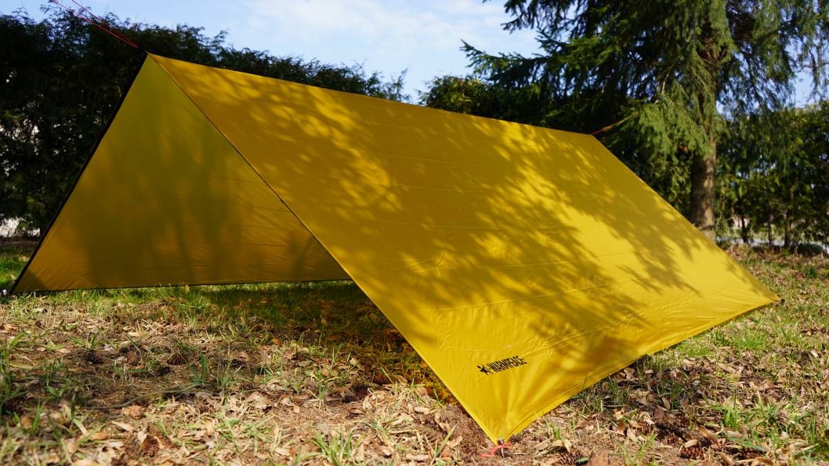 Warmpeace Shelter Nugget Gold ultralight tarp