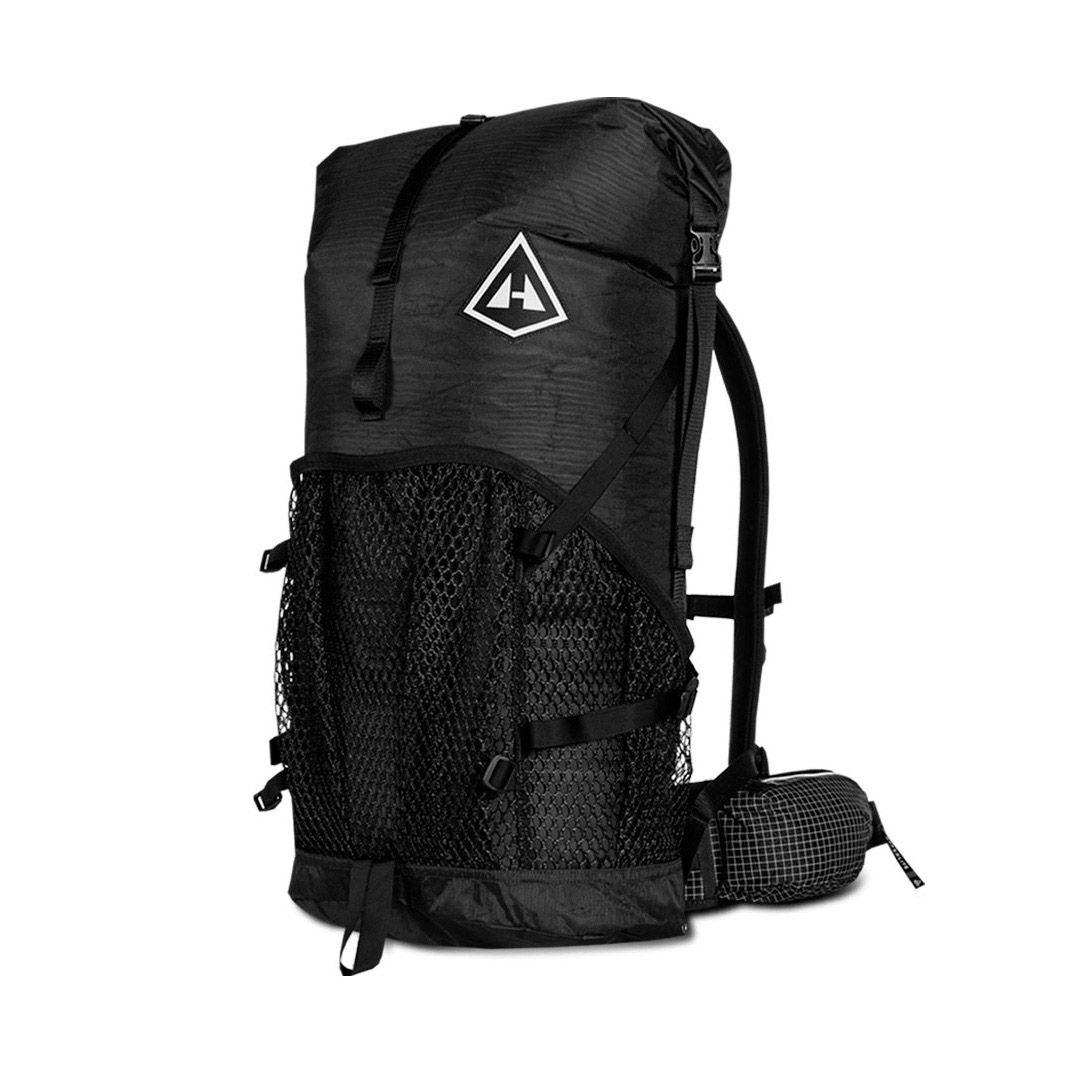 Originální ultralehký, nepromokavý batoh Hyperlite Mountain Gear 2400 Windrider 40l v černé barvě