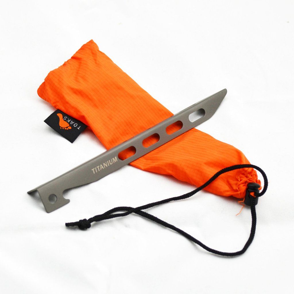 TOAKS Titanium V-shaped Peg Large lifestyle