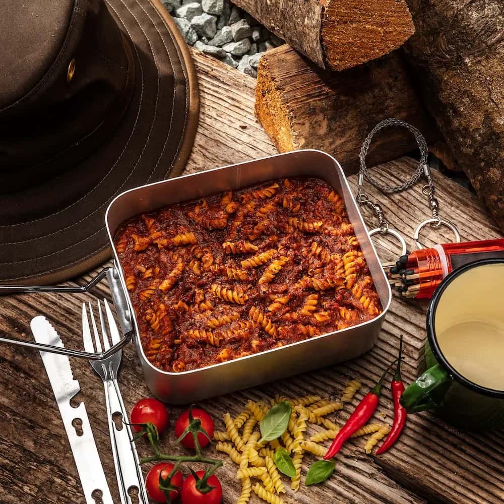 Summit To Eat Pikantny makaron Arrabiata lifestyle