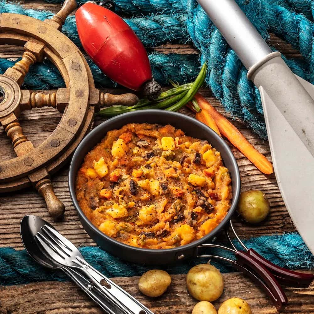 Summit To Eat Duszona wołowina we własnym sosie z ziemniakami lifestyle