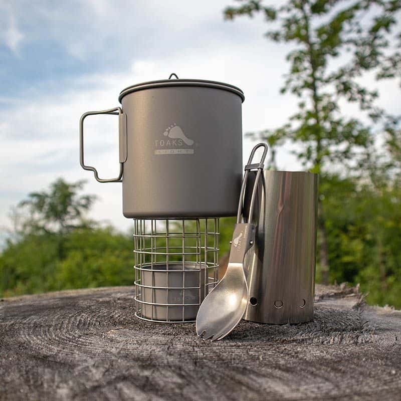 TOAKS Titanium Alcohol Stove Cook System with 650 ml Pot lifestyle