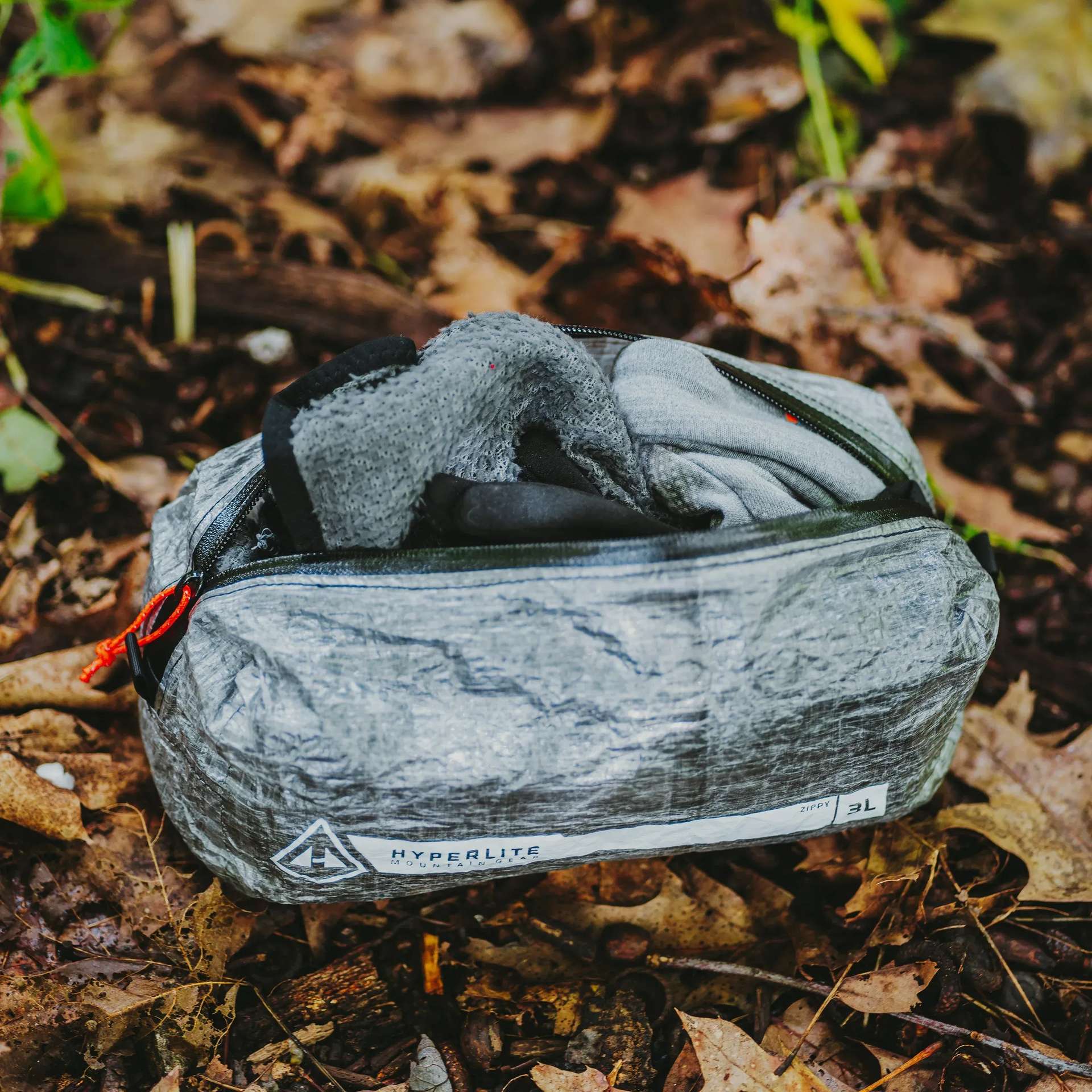 Hyperlite Mountain Gear Zippy lifestyle