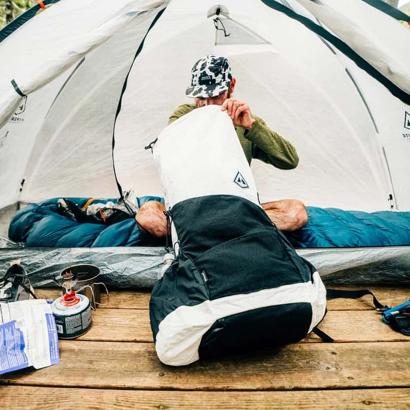 Hyperlite Mountain Gear Unbound 40 (2026) lifestyle