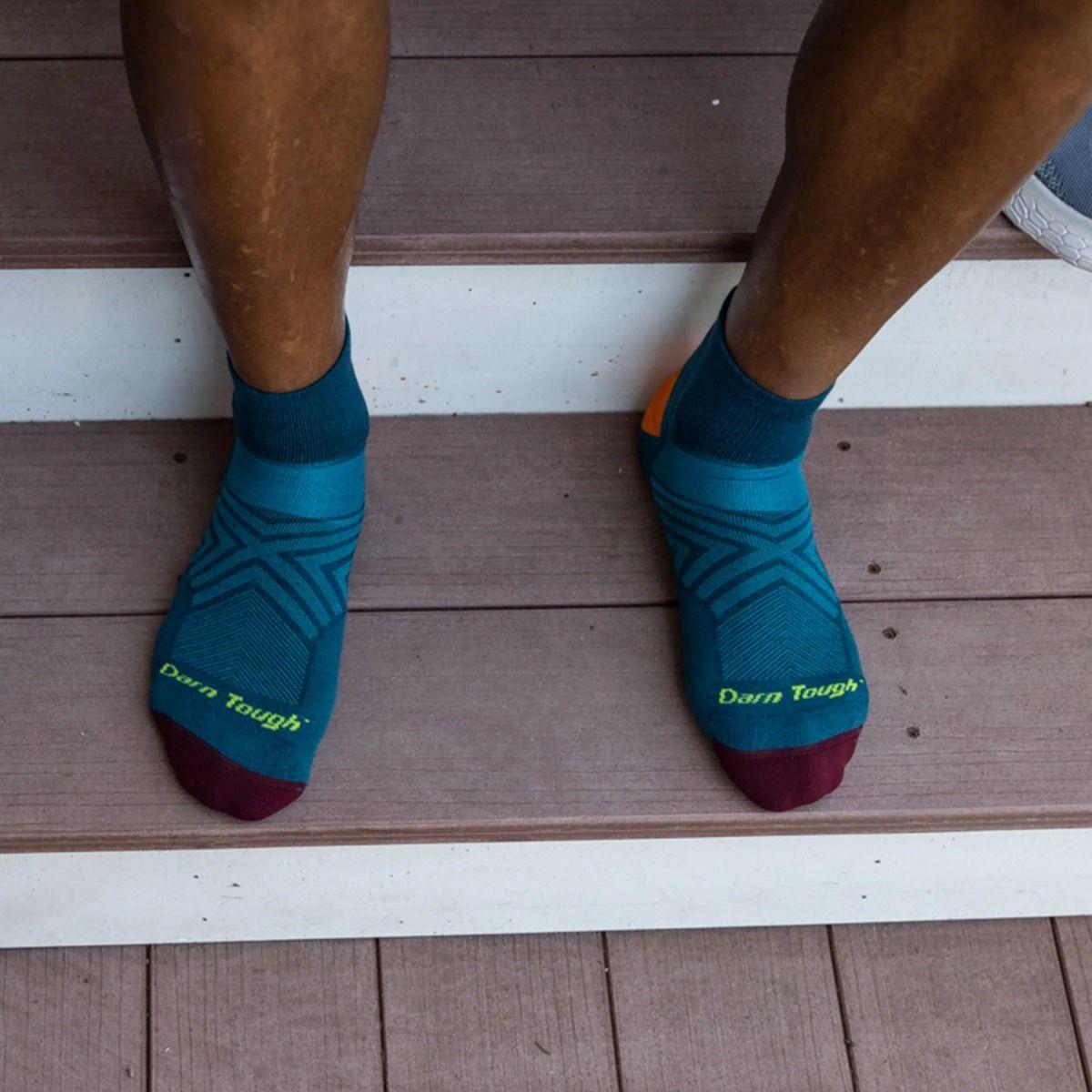 1040 Dark Teal 5