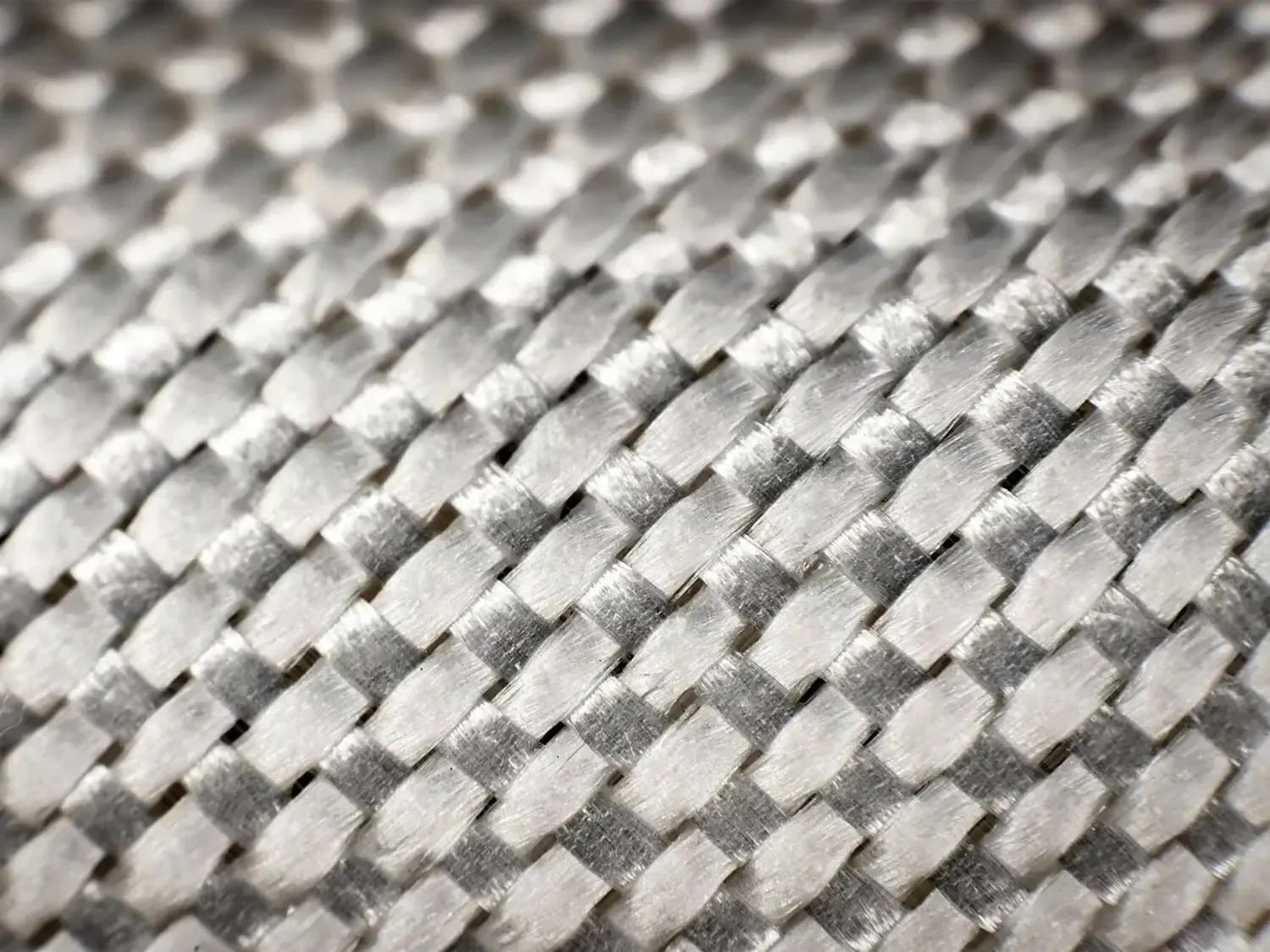dyneema-woven-composite-fabric-hyperlite-mountain-gear-07.webp